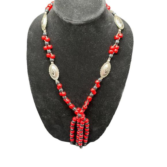 Jewelry - Vintage Womens Black & Red Beaded Boho Rodeo Concho Cowgirl Necklace 31"